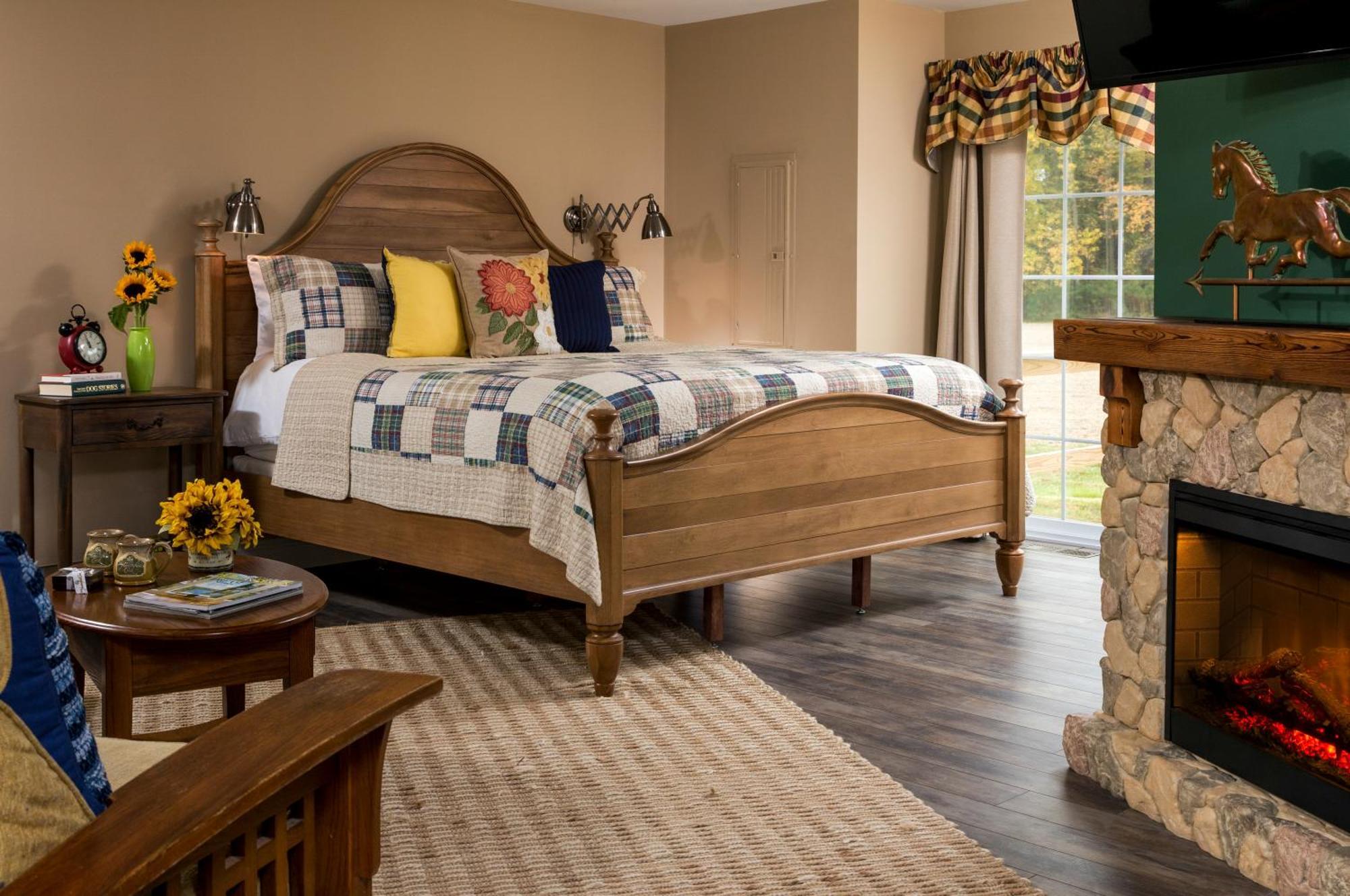 Inn At Huntingfield Creek Rock Hall Room photo